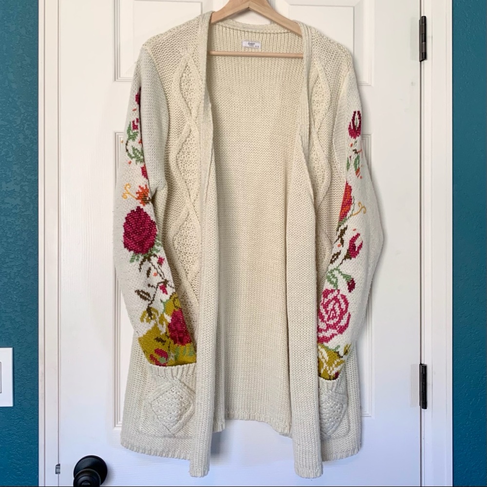 COPY - Vintage Cream Floral Knit Cardigan XL